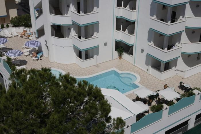 Hotel Gran Venere Beach 3 Superior 비비오네 외부 사진