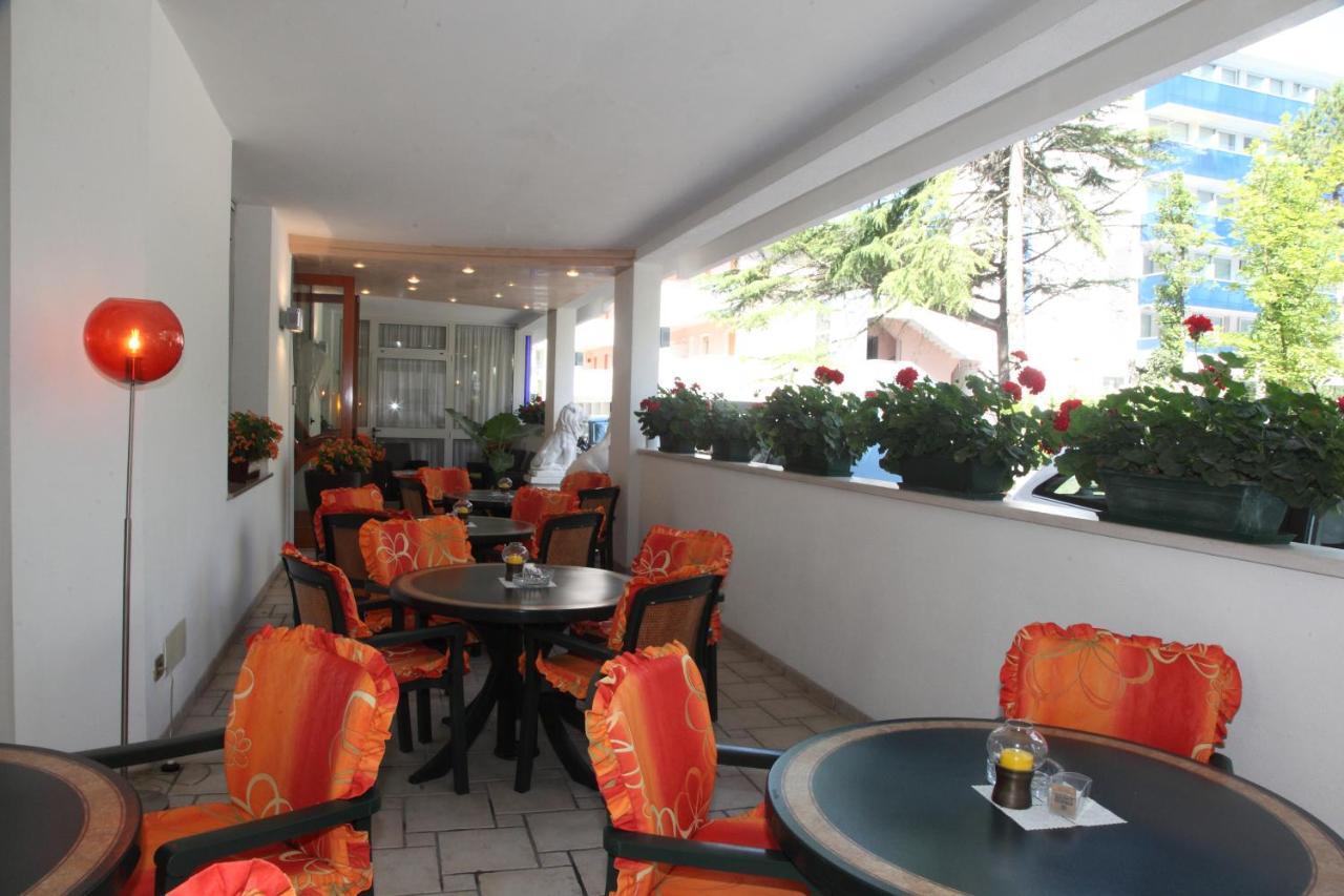 Hotel Gran Venere Beach 3 Superior 비비오네 외부 사진