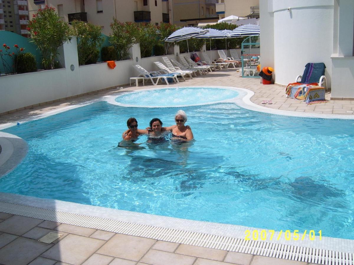 Hotel Gran Venere Beach 3 Superior 비비오네 외부 사진
