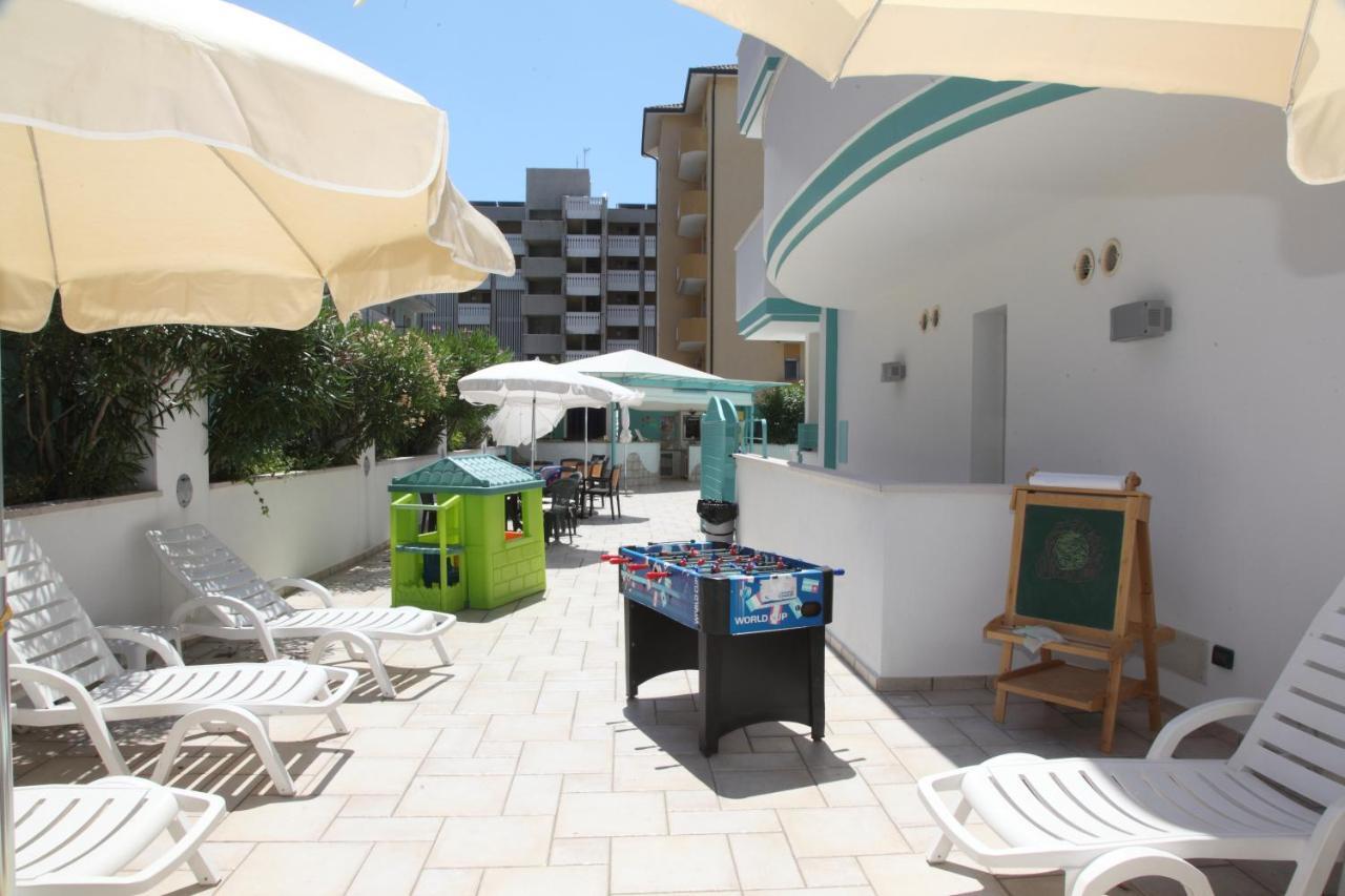 Hotel Gran Venere Beach 3 Superior 비비오네 외부 사진